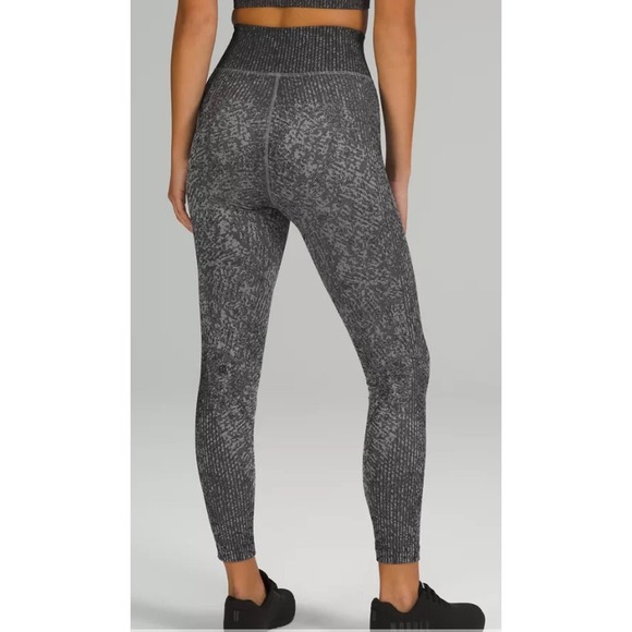 NWOT Lululemon Ebb to Train Super High‎ Rise Tight 25” - Picture 2 of 8